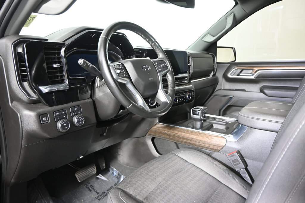Used 2023 Chevrolet Silverado 1500 RST AWD/4WD image 22