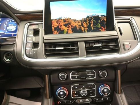 Used 2023 Chevrolet Tahoe High Country image 10