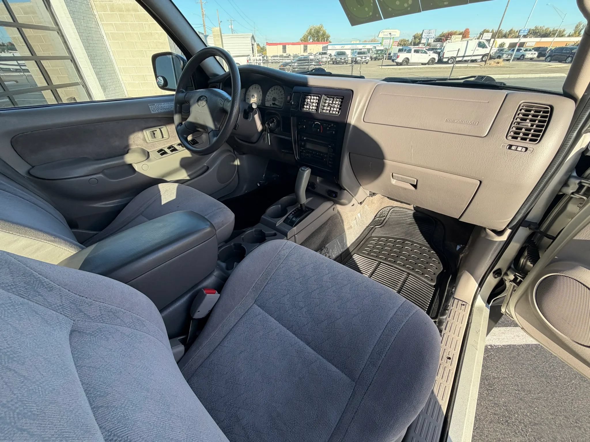 Used 2001 Toyota Tacoma PreRunner RWD image 14