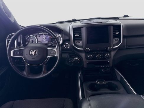 Used 2022 RAM 1500 Big Horn AWD/4WD image 2