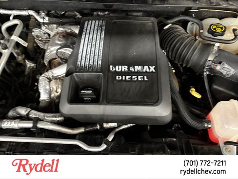 Used 2020 Chevrolet Silverado 1500 LT w/ All-Star Edition AWD/4WD image 19