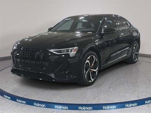 Used 2023 Audi e-tron Premium Plus w/ Premium Plus Package image 1