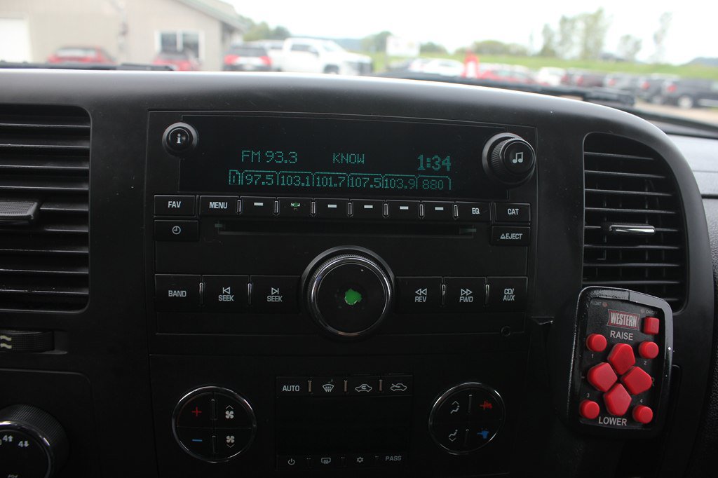 Used 2010 Chevrolet Silverado 1500 LT w/ Power Pack Plus AWD/4WD image 18