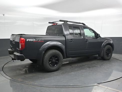 Used 2011 Nissan Frontier PRO-4X w/ Pro-4x Luxury Pkg AWD/4WD image 2
