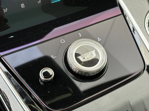 New 2026 Cadillac Escalade IQL Luxury image 30