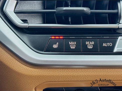 Used 2023 BMW 430i Coupe w/ Premium Package image 26