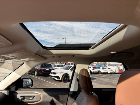 Used 2024 Ford Bronco Sport Outer Banks w/ Tech Package image 17