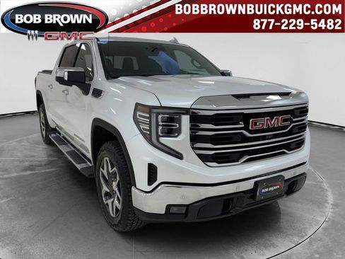 Used 2024 GMC Sierra 1500 SLT w/ SLT Premium Plus Package AWD/4WD image 1