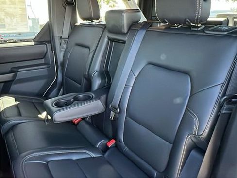 New 2026 Ford Bronco Badlands image 19