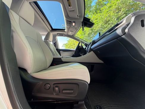 Certified 2022 Lexus RX 350 FWD w/ Premium Package image 22