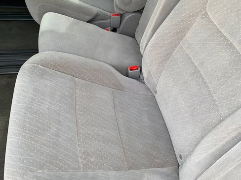 Used 2019 Toyota Sienna LE image 21