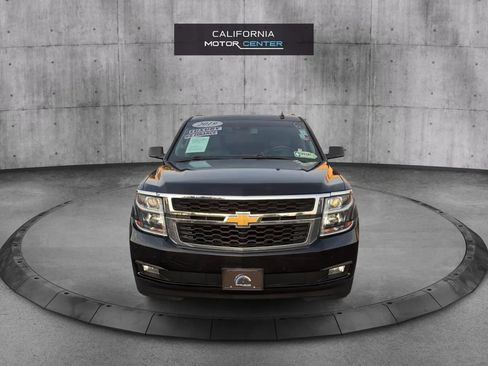 Used 2019 Chevrolet Suburban LT RWD image 2