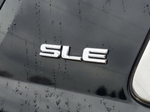 Used 2016 GMC Yukon SLE w/ Convenience Package AWD/4WD image 6