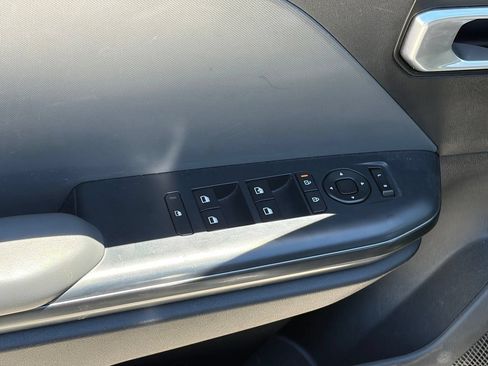 Used 2025 Kia K4 FWD image 6