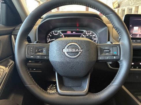 Used 2026 Nissan Rogue SV FWD image 24