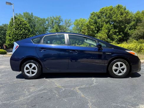 Used 2013 Toyota Prius Three FWD image 5