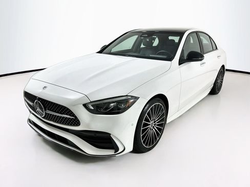 Used 2024 Mercedes-Benz C 300 Sedan image 3