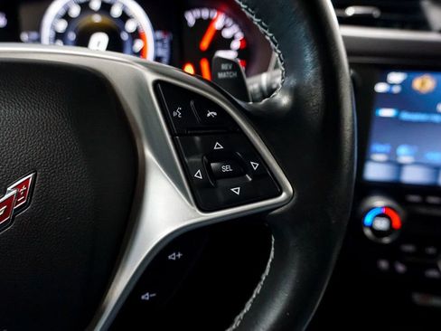 Used 2019 Chevrolet Corvette Z06 w/ Z07 Performance Package image 24