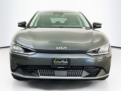 Used 2024 Kia EV6 Light image 2