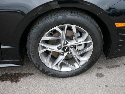 Certified 2023 Hyundai Sonata SEL w/ Preferred Accessory Package FWD image 15