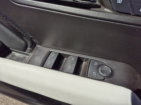 Used 2024 GMC Canyon AT4X image 14