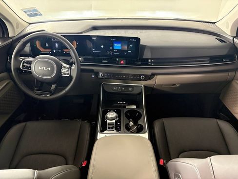 New 2026 Kia Carnival EX FWD image 38