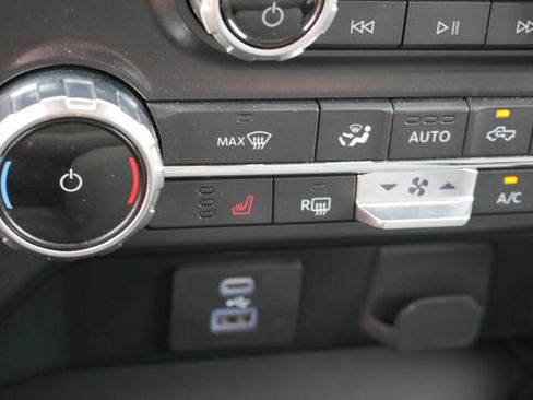 Used 2022 Ford F150 XLT w/ Equipment Group 302A High AWD/4WD image 5