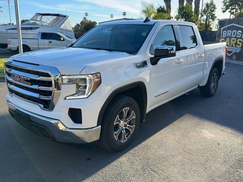 Used 2021 GMC Sierra 1500 SLE image 3