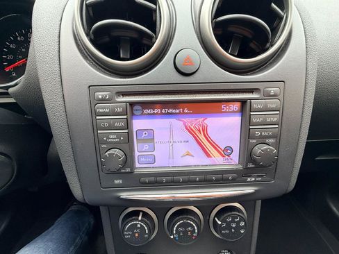 Used 2013 Nissan Rogue SV w/ Premium Pkg FWD image 22