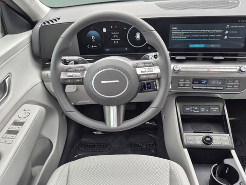 New 2026 Hyundai Kona Limited FWD image 12