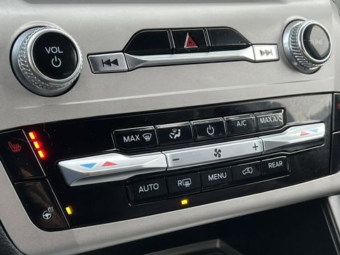 Certified 2023 Ford Explorer XLT w/ Equipment Group 202A image 27