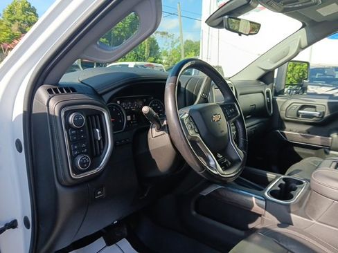 Used 2020 Chevrolet Silverado 3500 LTZ w/ LTZ Plus Package image 32