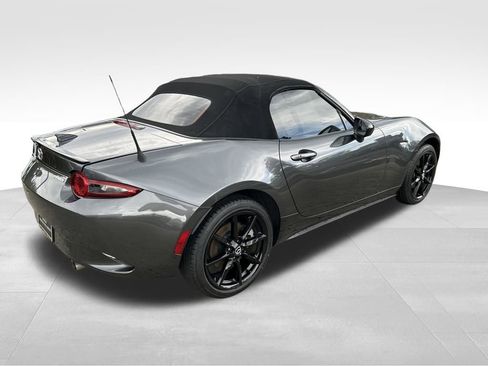 Certified 2023 MAZDA MX-5 Miata Club image 6