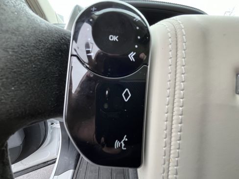 Used 2021 Land Rover Range Rover Sport HST image 19