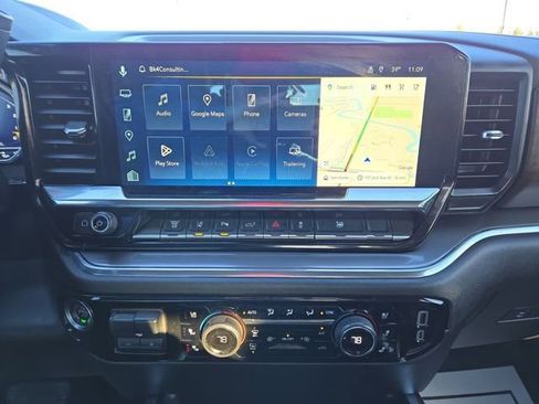 Used 2025 Chevrolet Silverado 3500 High Country w/ Technology Package image 24