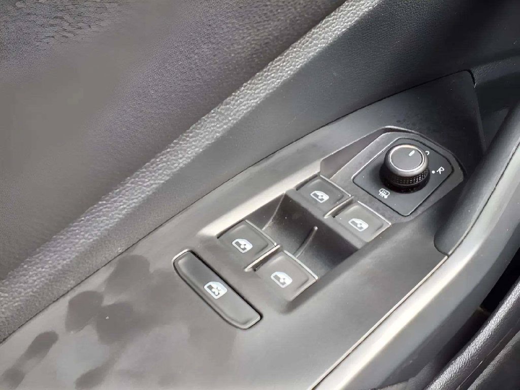 Used 2024 Volkswagen Jetta S FWD image 18