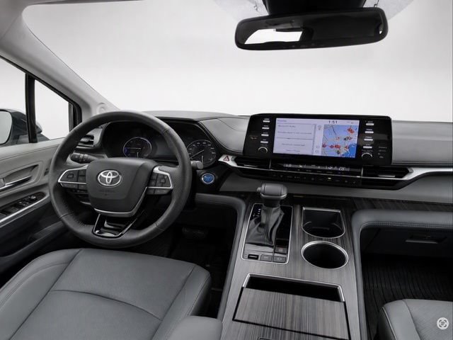 Used 2023 Toyota Sienna Limited AWD/4WD image 12