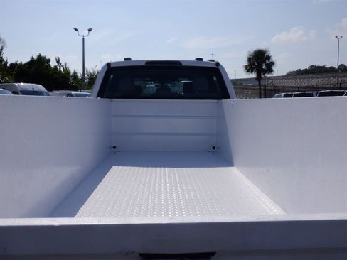 Used 2020 Ford F350 XL w/ Power Equipment Group AWD/4WD image 7