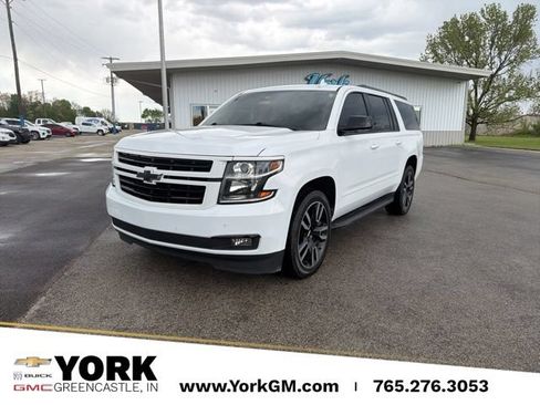 Used 2019 Chevrolet Suburban Premier AWD/4WD image 1