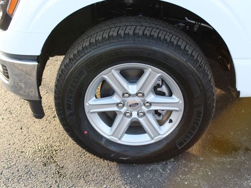 New 2025 Ford F150 XLT w/ Equipment Group 302A MID image 2