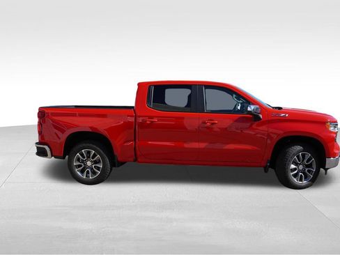 Certified 2026 Chevrolet Silverado 1500 LT AWD/4WD image 3