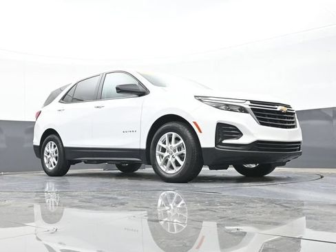 Used 2024 Chevrolet Equinox LS w/ LS Convenience Package FWD image 51