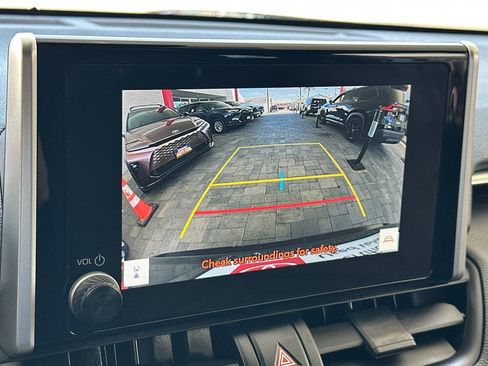 Certified 2025 Toyota RAV4 SE AWD/4WD image 20