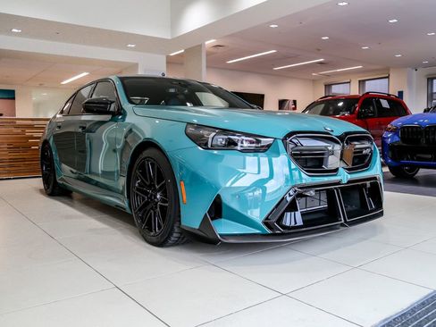 New 2026 BMW M5 w/ Carbon Package image 4