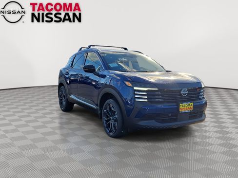 Used 2026 Nissan Kicks SR w/ Cold Weather Package image 2