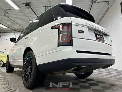 Used 2018 Land Rover Range Rover Supercharged AWD/4WD image 21