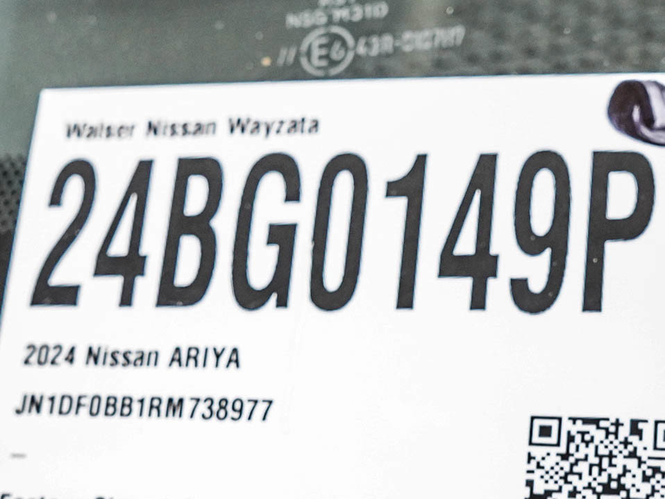 Used 2024 Nissan Ariya AWD image 34