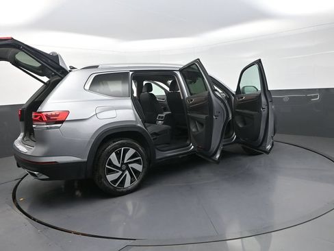 New 2026 Volkswagen Atlas SEL AWD/4WD image 36