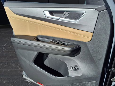 New 2026 Volkswagen Atlas Cross Sport SE image 20