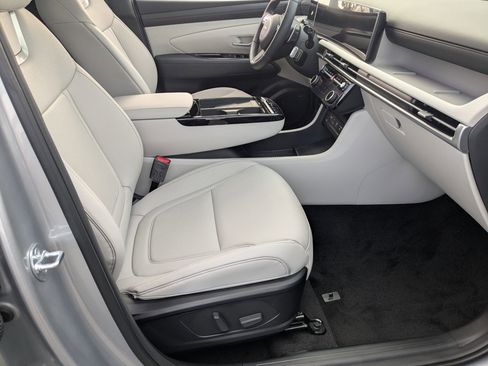 New 2025 Hyundai Tucson Limited image 26